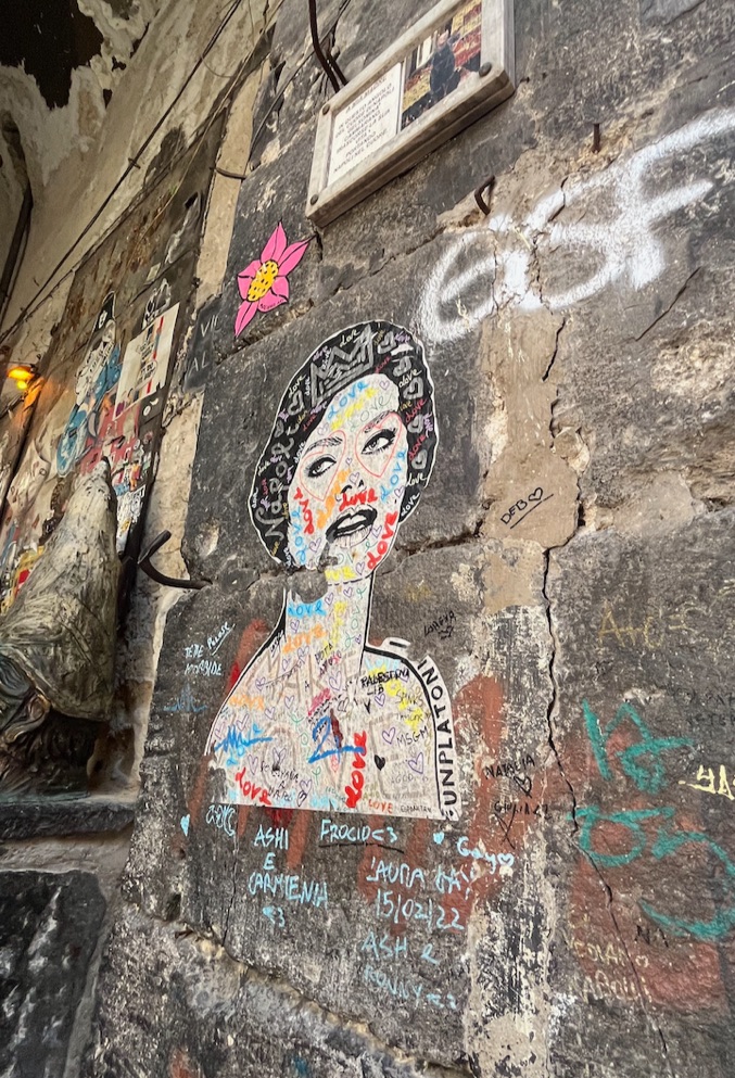 Sophie Loren Graffiti